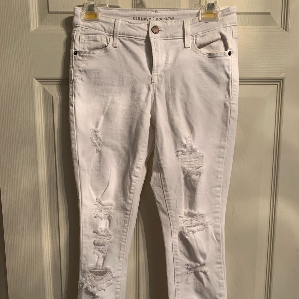 White distressed Old Navy Rockstar skinny jeans